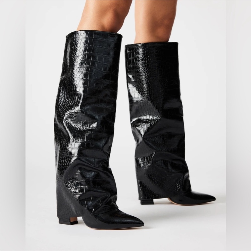 Steve Madden Paltro Croc Embossed Boots